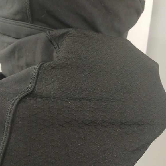 LULULEMON Bend and Flow Tank Top Black size 6  Gym Hot Yoga , pre-owned - Picture 5 of 5